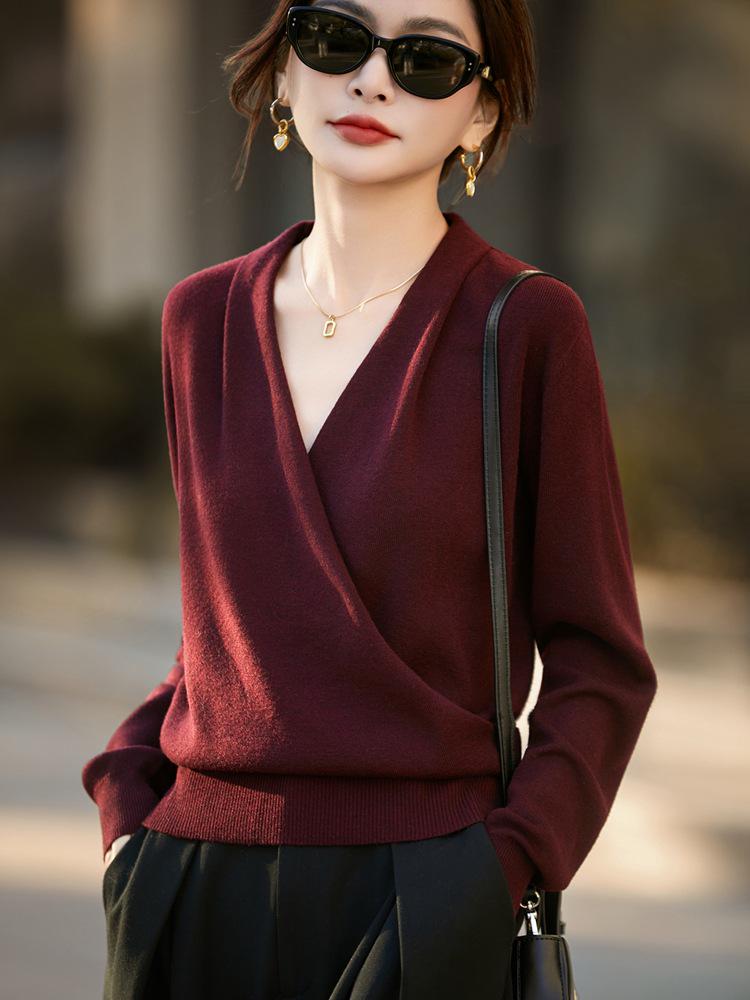 Elegant Women's Cross V-neck Wool Knit Sweater - Long-Sleeved 2026 Autumn/Winter Base Layer Fashion