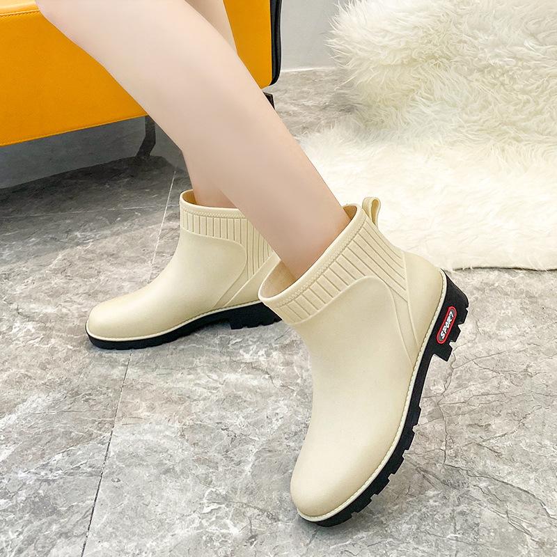 2024 New Rain Boots Women's Overshoes Summer Fashion Outerwear Short Tube Rubber Shoes Waterproof Shoes Non-Slip Rain Boots