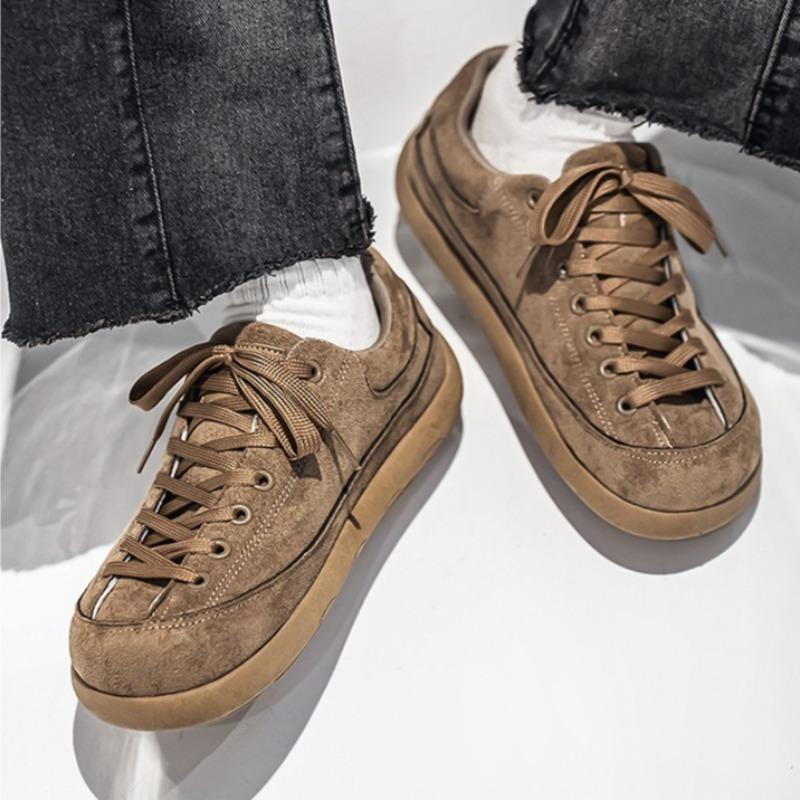 Classic Series Of Comfortable Men'S Round-Toed Casual Versatile Walking Shoes With Retro Flat Toe Cap For Autumn And Winter