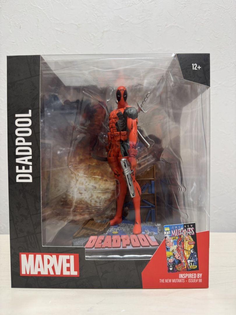 

[USED] Deadpool Figure