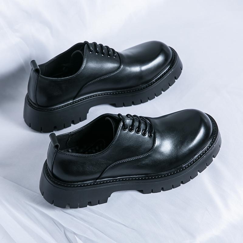 

Брендовые черные мужские модные глянцевые туфли из лакированной кожи на шнуровке, весенние мужские удобные туфли с толстой подошвой и противоскользящим покрытием из бисквитного торта 45 чёрный