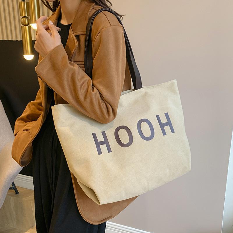 Stylish Vintage Tote Bag Perfect For School And Outings With Spacious Design