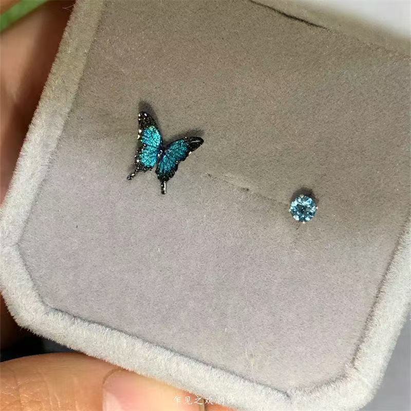 Fairy Purple and Blue Butterfly Rhinestone Asymmetrical Stud Earrings Dark Goth Insect Earrings Women Fashion Jewelry синий