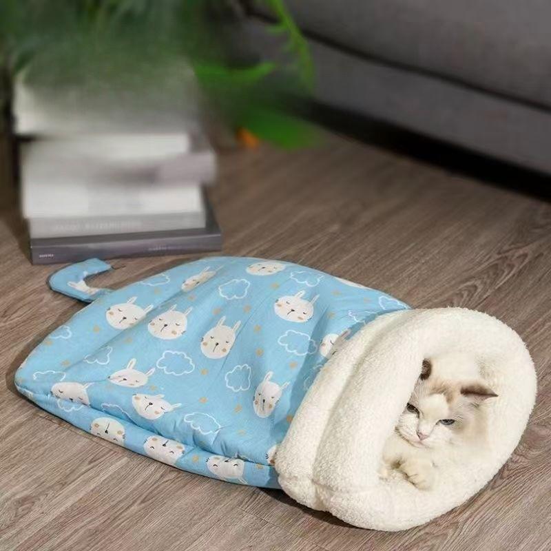 Cat Bed Winter Enclosed Plush Blanket With Warmth For Indoor Outdoor Use