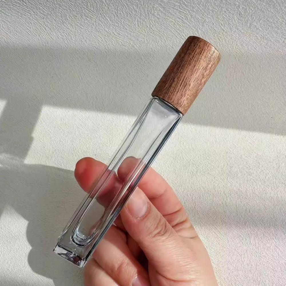 1pc 5/10ml Essential Oil Roller Bottle with Wooden Lid Glass Roll On Bottles Empty Refillable Roller Ball Perfume Bottles Vials