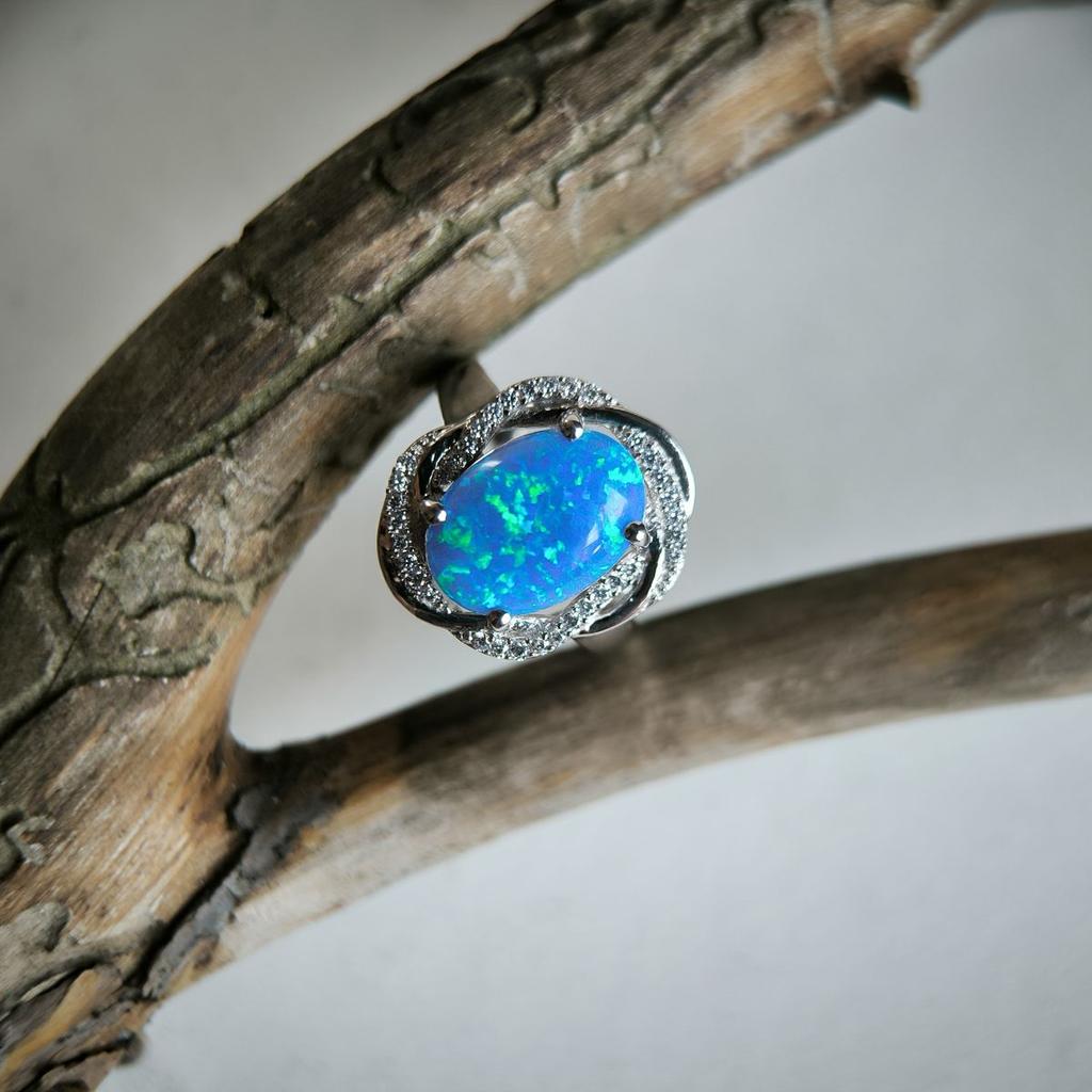 Серебряное кольцо с опалом 2.813ct, вес изделия 5,01 гр (2190479)