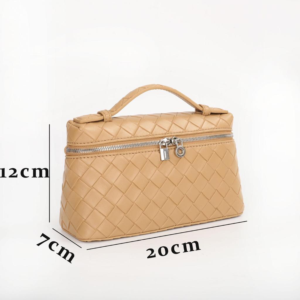 Cowhide Diamond Weave Lunch Box: Stylish Genuine Leather Women's Cross-body Bag