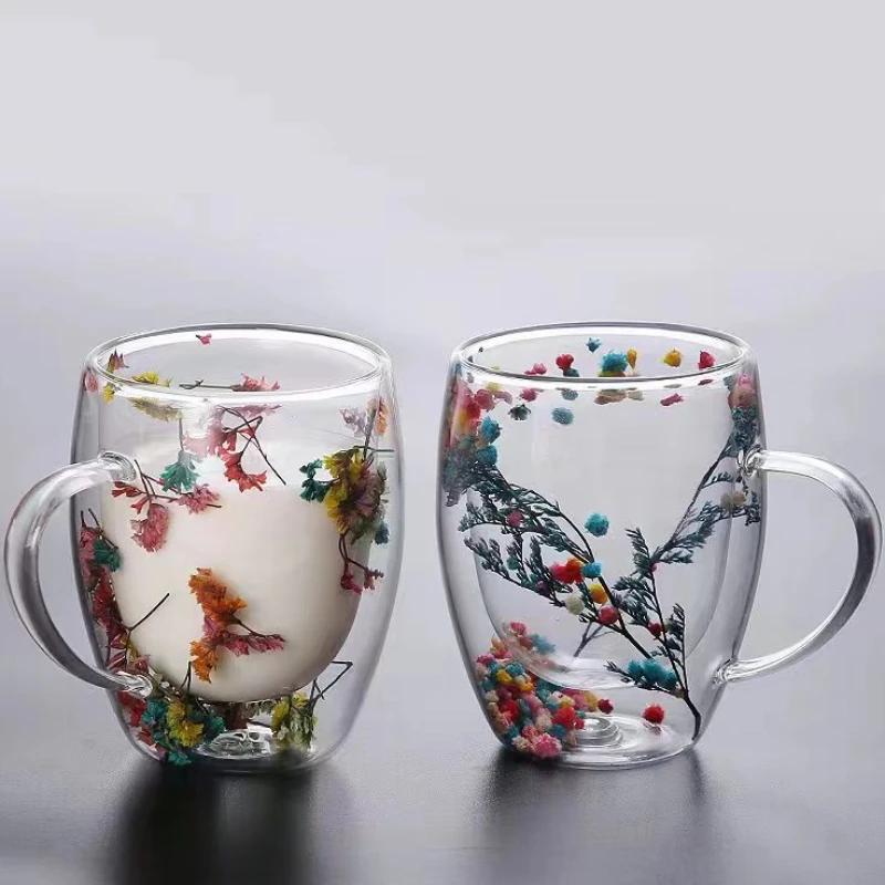 Skleněný šálek s dvojitou stěnou s uchem Šálek na kávu zdobený sušenými květinami Hrnek na mléko Tepelně odolný šálky na čaj Skleněný hrnek Kuchyňské potřeby
