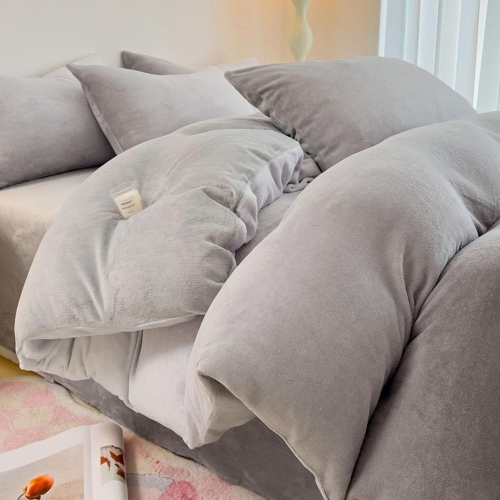Thickened Milk Fleece Four-Piece Set Double-Sided Coral Flange Fleece Bed Sheet Quilt Cover Three-Piece Set Of Bed Hat