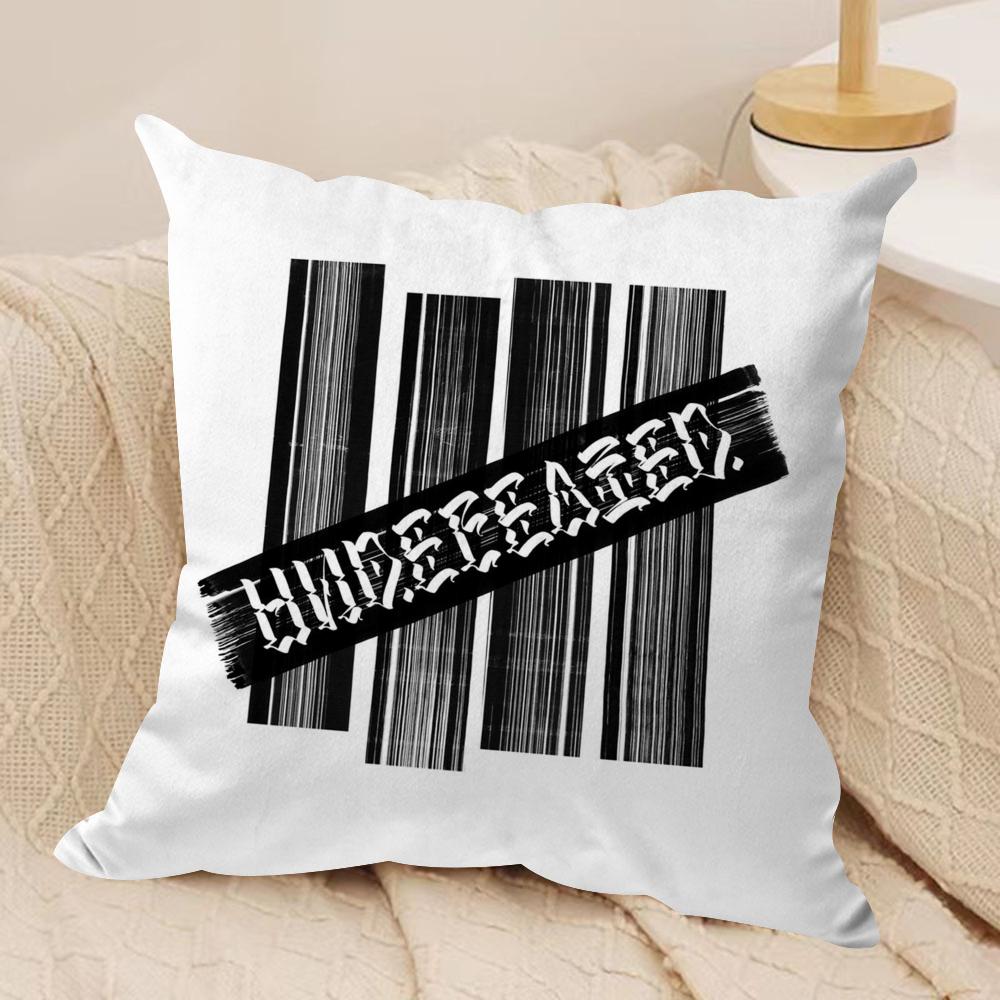 U-Unbesiegt Trend Kissenbezug Weicher Plüschstoff Doppelseitig Bedruckter Sofakissenbezug für Alle Jahreszeiten Heimdekoration Geschenk