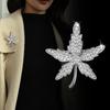 Exquisite High-End Voll-Diamant Mikroeinlage Zirkon Ahornblatt Brosche Temperament Vielseitig Pendeln Blattgold Jacken Pin