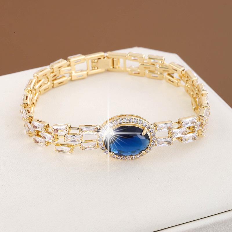 High-End Exquisite Zirconia Egg-Shaped Luxury Bracelet - Versatile Pure Copper Women's Fashion Accessory