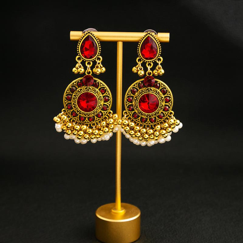 Smaragd-Ohrringe, Hochwertige Luxus-Fransenohrringe mit Diamantenbesatz, Retro-Literarische Runde Ohrringe.