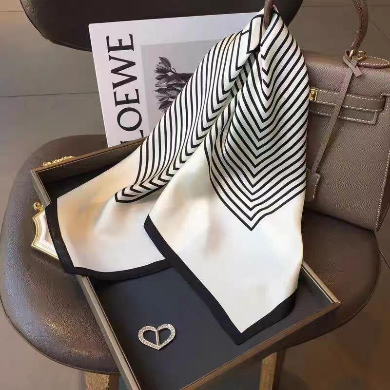 100% Mulberry Silk Plain Crepe Satin Square Scarf High-end Women's Spring, Summer and Autumn Temperament Simple Fashion Silk Scarf Scarf