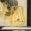 Strumento per decorare la tavola di casa romantica di lusso con candeliere geometrico vintage in filo di ferro 3D