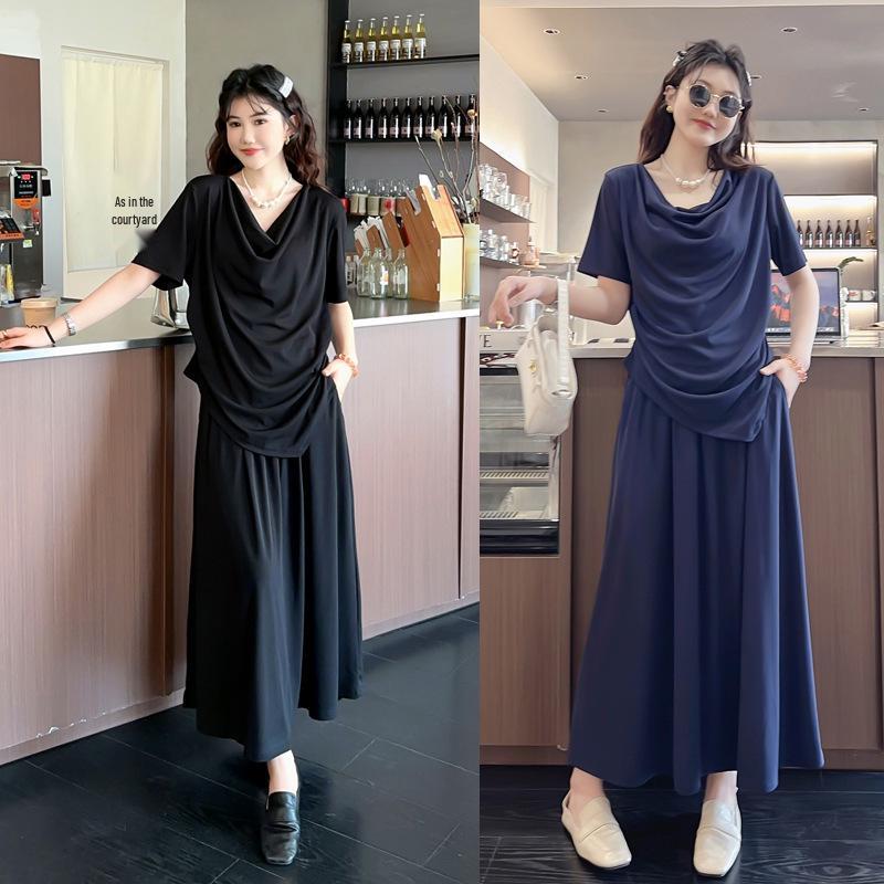 

Plus Size Cool V-neck T-shirt and High-waisted Skirt Two-piece Set 7XL (recommended weight 210-230 jin) чорний