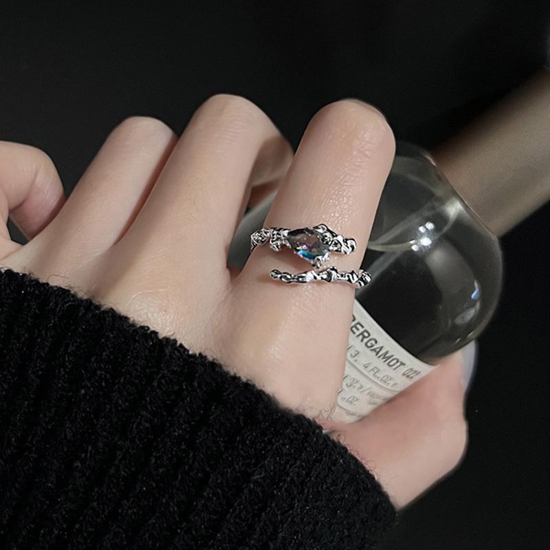 [Magic Ring Tracing Light] French Personalized Moonstone Advanced Sense Opening Ring Niche Women'S Simple Ring