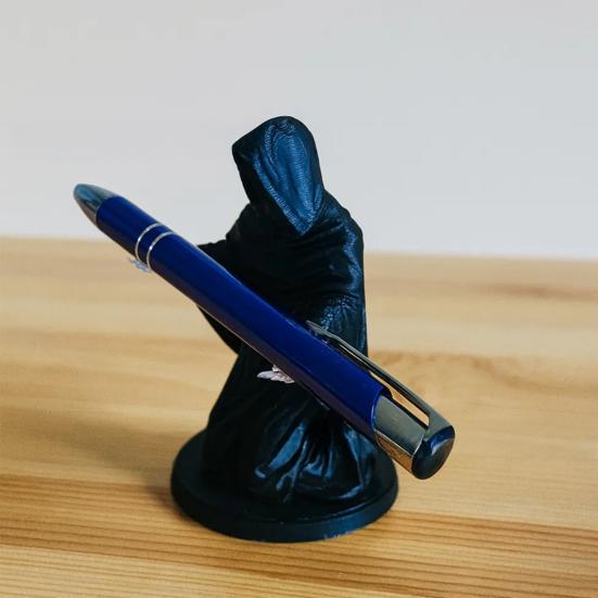 Kneeling Grim Reaper Pen Holder Halloween 3D Printed Black Robe Ghost Stationery Pencil Stand Home Office Desktop Decoration Ornament