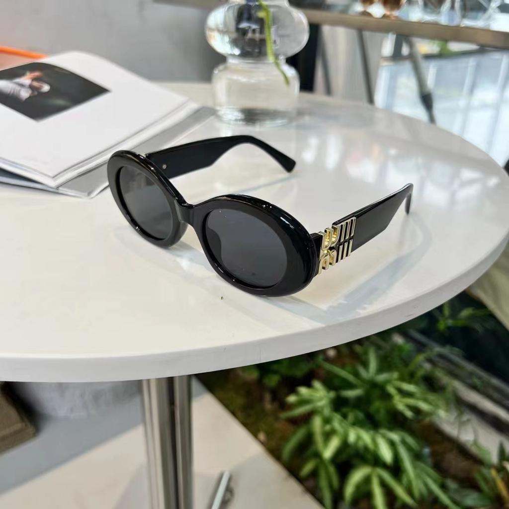 Fashionable Oval Shape Sunglasses Ladies Fashion Stylish Anti-glare Ladies Sun Glasses Travelling Hiking Fishing Male Sunglass