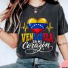 Venezuela En El Corazon Shirt, Venezuelan Pride Gift, Venezuela Flag Graphic Tee, Venezuelan Heritage T-Shirt, Latino Gift