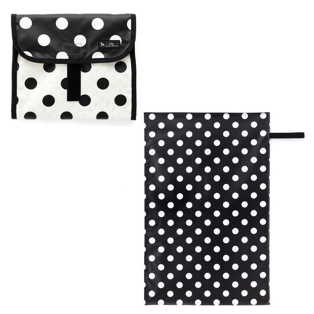 COLORFUL CANDY STYLE Diaper Pouch and Diaper Changing Pad Polka Dot Large (Clutch Type) Set, (Broadcloth/Black) B8001300-BTR