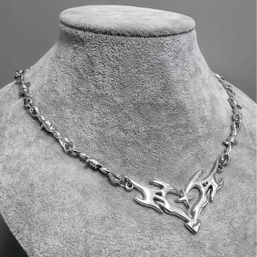 Hippie Charm Flame Heart Choker Barbed Wire Gothic Necklace Y2k Thorns Necklace  Women Man