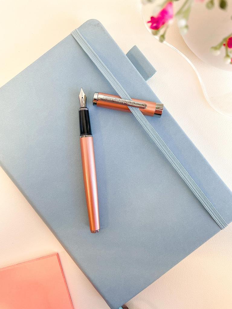 Helix Oxford Fountain Pen Rose Gold -