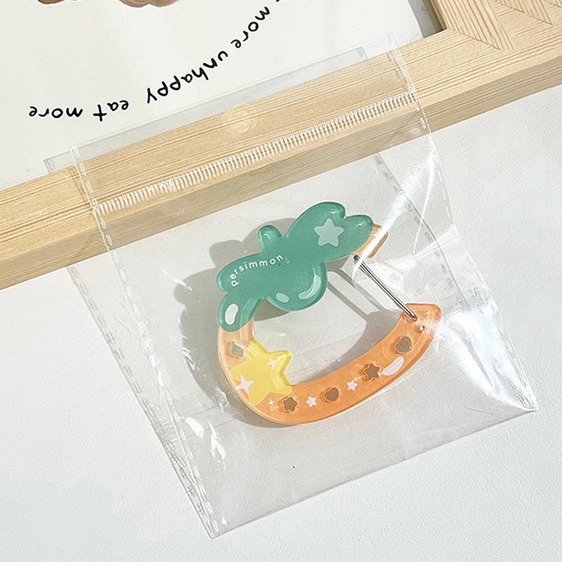 

Acrylic Hollow Fruit Shape Trinkets Keychain Bag Charm Accessory Carabiner Backpack Pendant Handbook Decoration Gifts Keyring