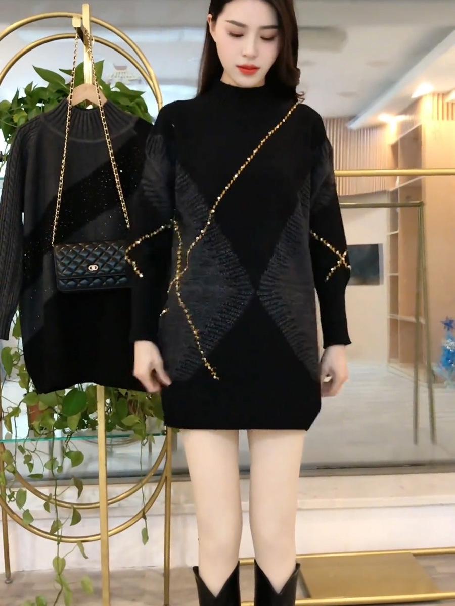 

Женский трикотажный свитер средней длины: Мода Осень/Зима, Приталенный крой, Воротник-стойка, Плотный, Стильная верхняя одежда One Size