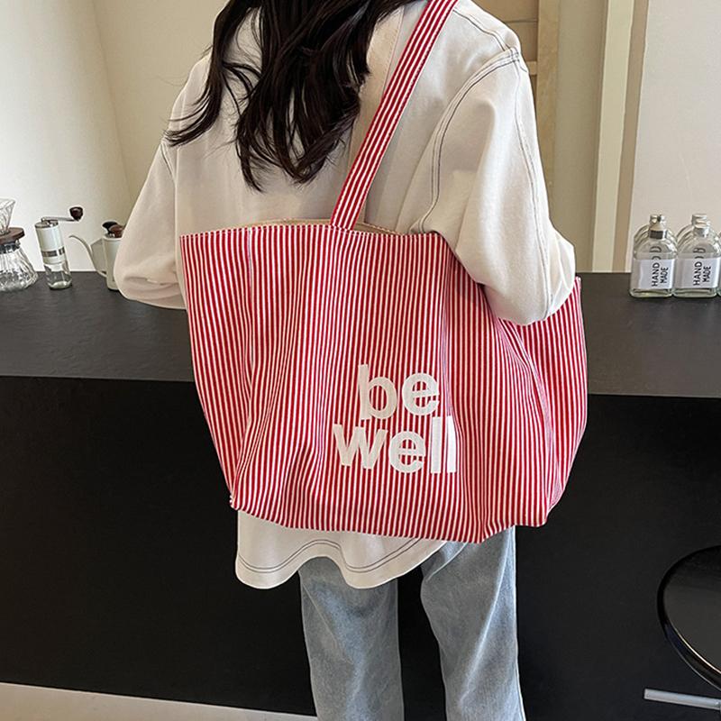 Striped Tote Bag For Women Large Capacity Shoulder Bag Two-sides Reversible Hand Bag Traveling And Shopping Underarm Bag CLE