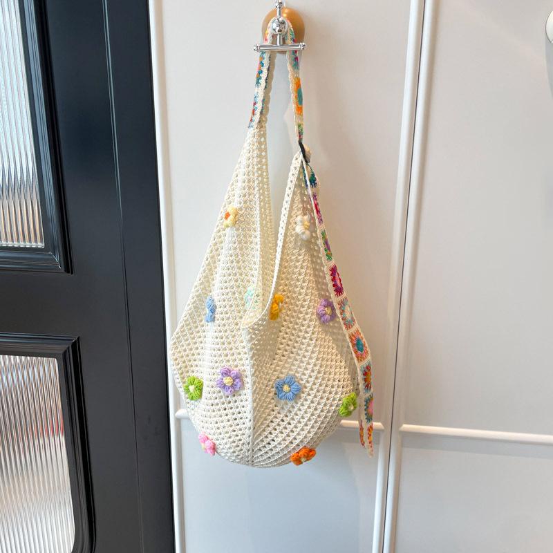 

Lazy and relaxed woven shoulder messenger bag women s large-capacity new holiday style knitted beach bag белый