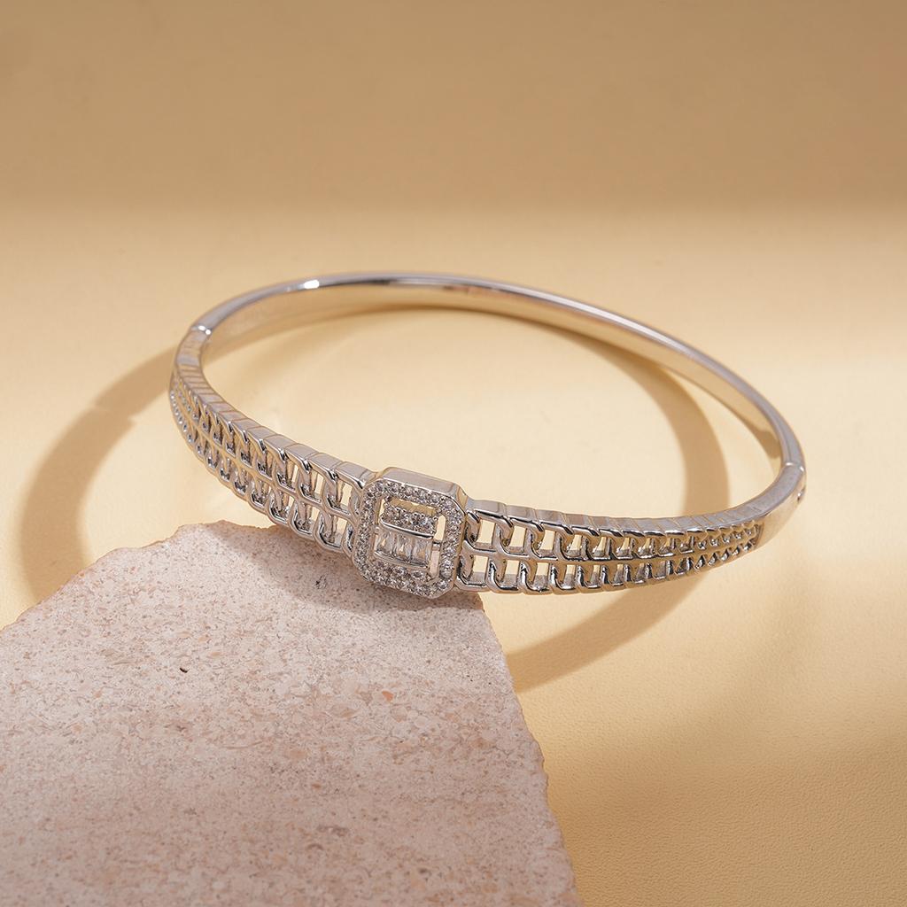 18K real gold electroplated zircon hollow square buckle bracelet simple geometric high-end jewelry