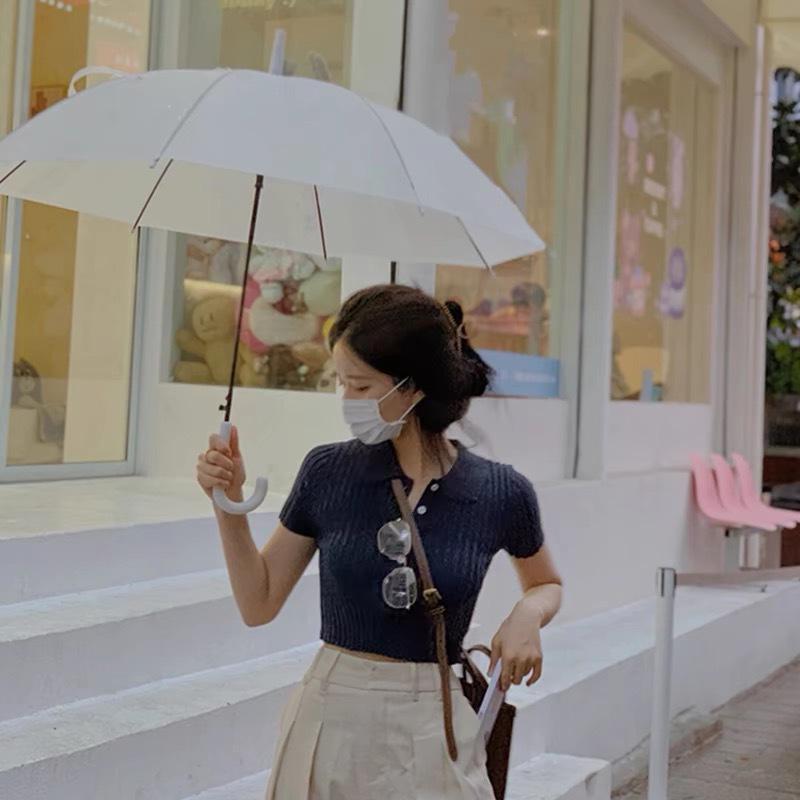 

Летняя трикотажная футболка поло с коротким рукавом и приталенного силуэта от Чжао Лусы Small темно-синий