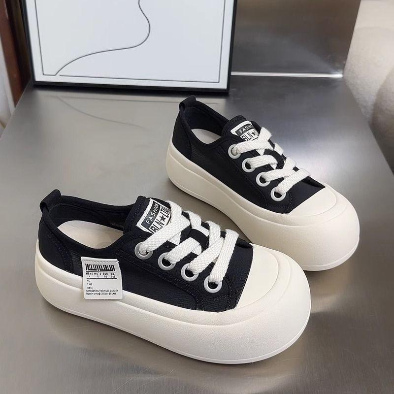 Summer Mesh White Shoes Women's Breathable and Versatile New Round Head Platform Sports and Leisure Board Shoes Thin Mesh Shoes