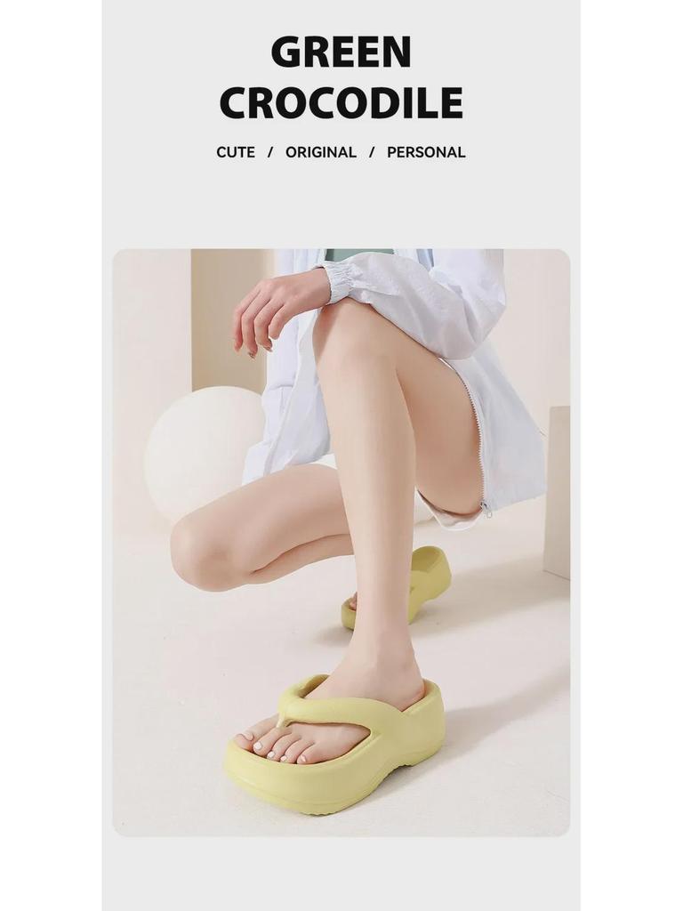 Fashionable Women's Thick-Soled Flip-Flops for Summer, Non-Slip Beach & Home Bath Wear, Suitable for Couples