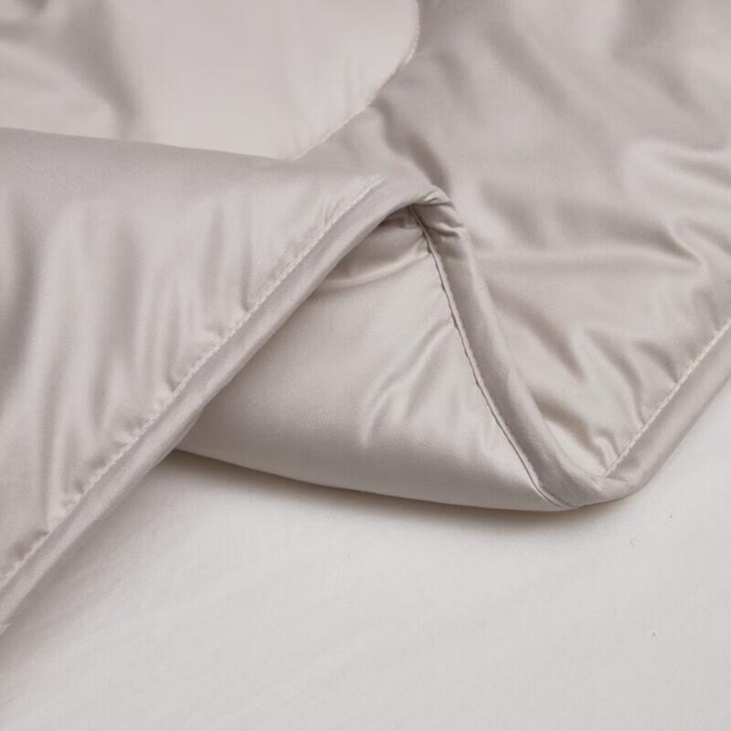 Mengjie Merrielle Double Camel Hair Blend Comforter