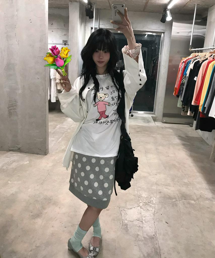Mimdeowodeulobeu Jacquard Dot Midi Skirt