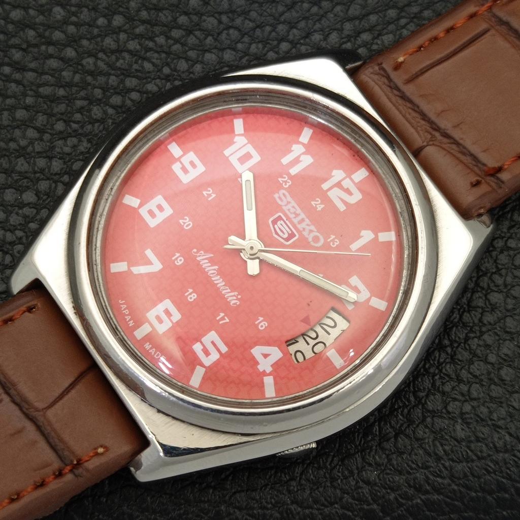 AUTOMATIC 7009A VINTAGE SEIKO 5 JAPAN MENS PEACH COLOR DIAL WATCH A701602-5