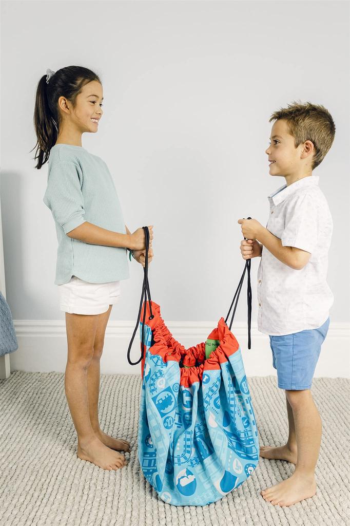 THOMAS FRIENDS Play Pouch The Ultimate Playmat Toy Storage Bag Huge Inner Island of Sodor Play Space Portable Playtime Storage Solution For Ages 3 and