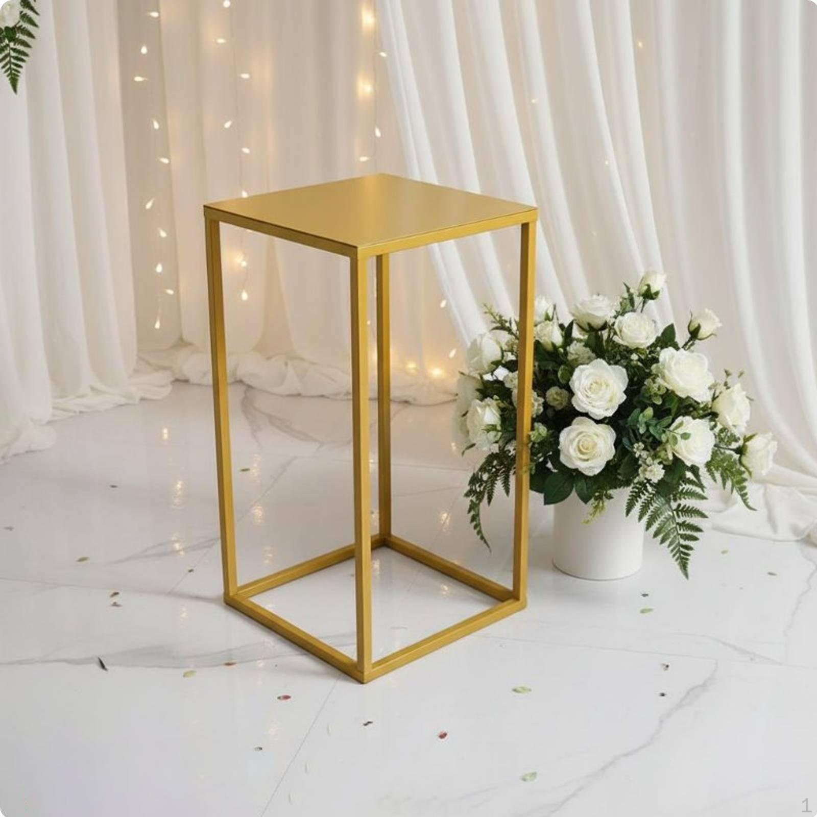 Wedding Aisle Floor Stand Wrought Iron Construction Geometric Column Flower Display Golden