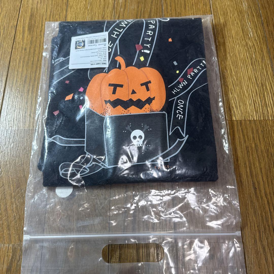 

[USED] TWICE Halloween T-shirt