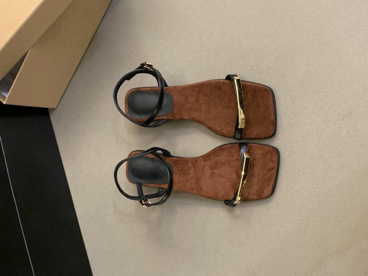 

Нішевий висококласний сенс однослівна пряжка з сандалями жінки носять новий французький темперамент фея товстий каблук вечірнє взуття влітку 39 коричневий