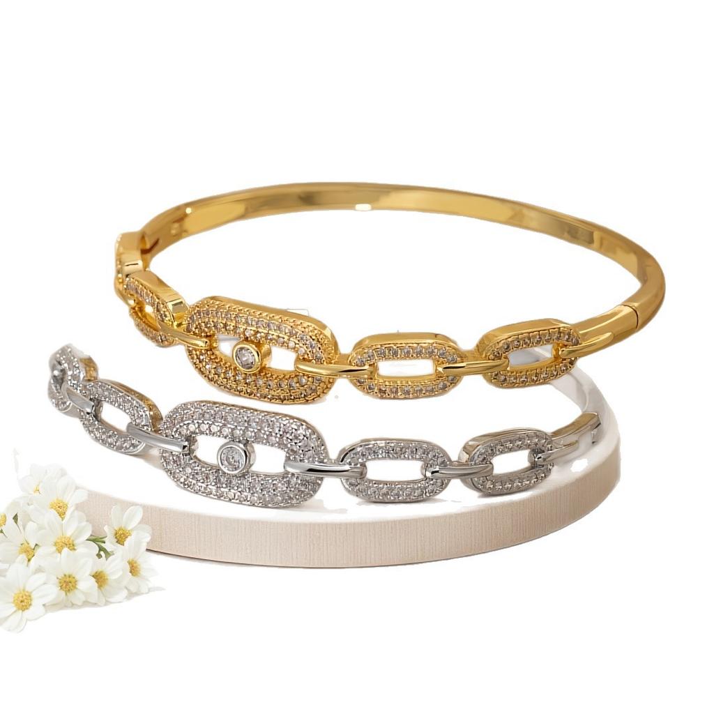 2026 High-end Hollow Zircon Bracelet Women's Light Luxury Fashion Geometric New Bracelet Full of Diamonds, Gold-plated Versatile Jewelry