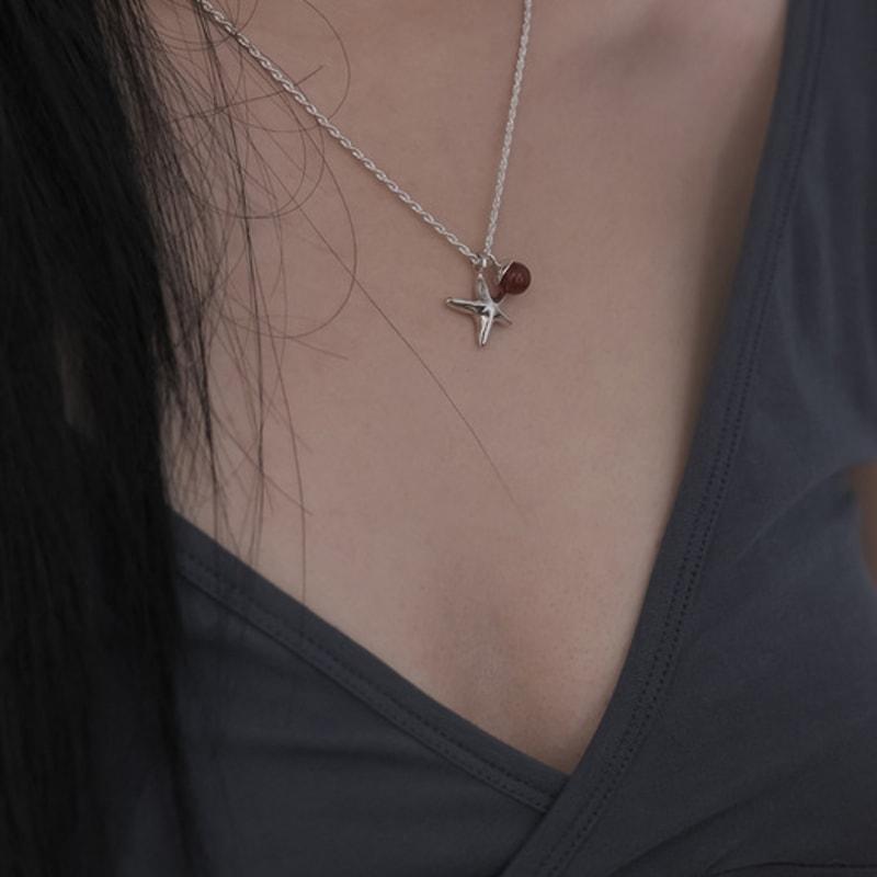 reinheart Starfish necklace