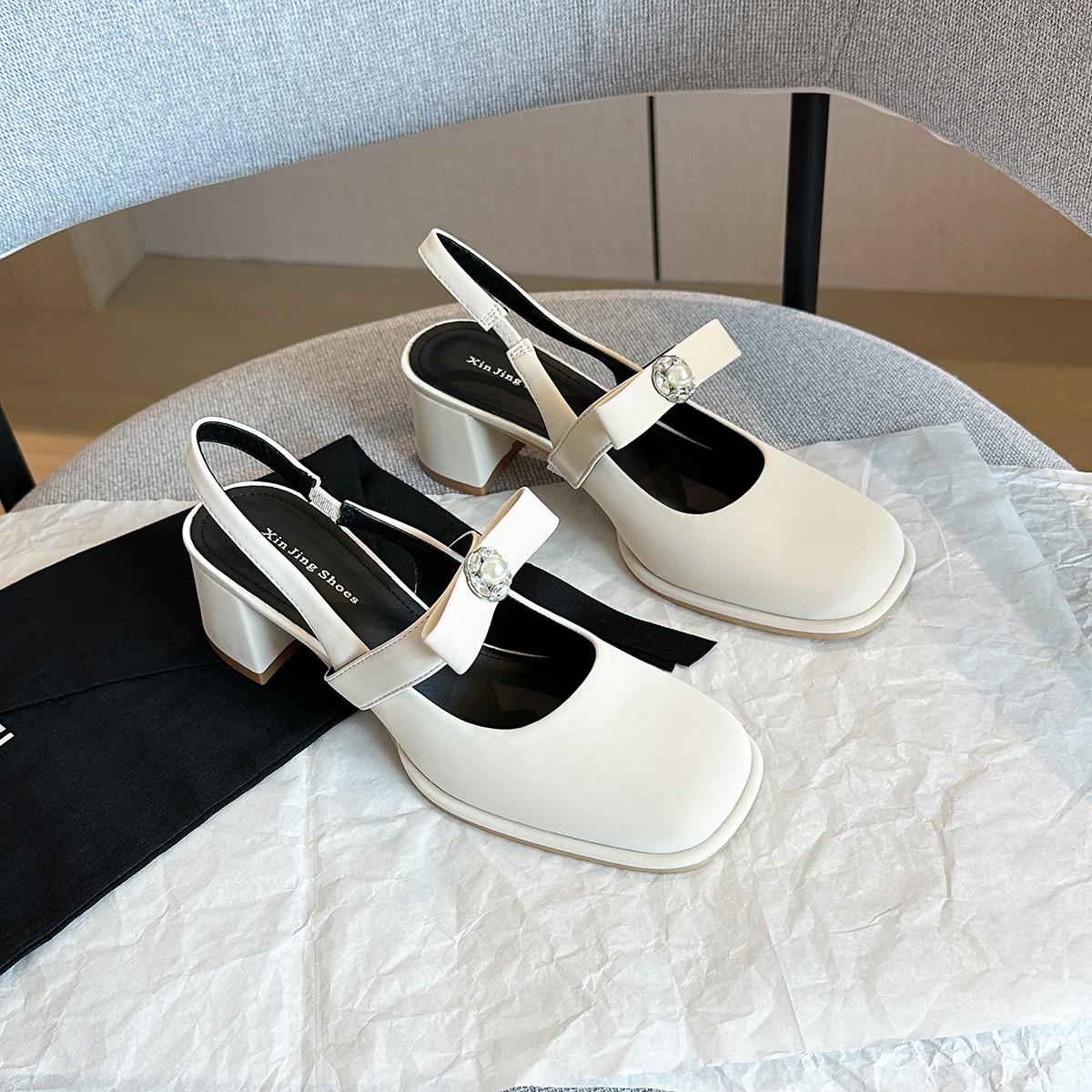 

E9-7 Xiaoxiangfeng bow square head middle heel single shoes new fashion rear strap thick heel single shoes commuter women s shoes 40