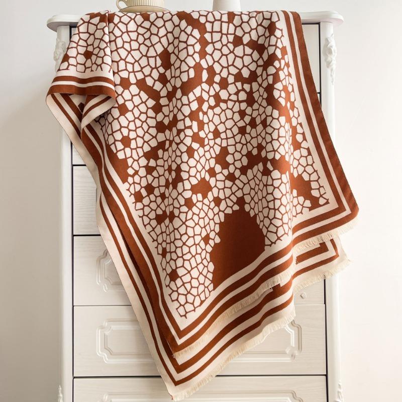 Fashion geometric high-end imitation cashmere scarf women's autumn and winter thickened warm double-sided windproof and cold-resistant scarf shawl