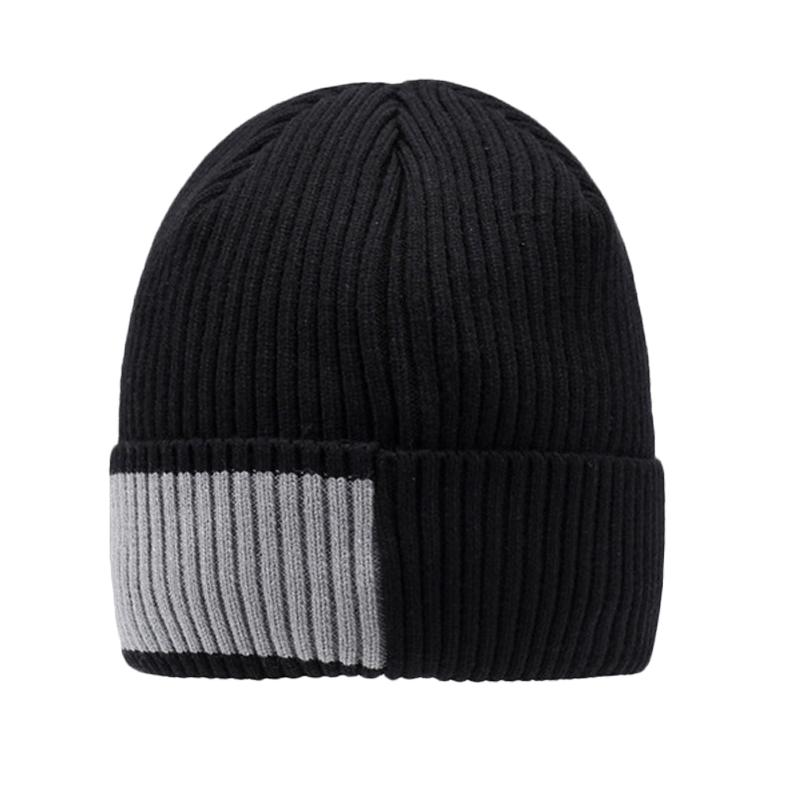 Hut mit Farbabstimmung und Buchstaben Herren Winter Warme Winddichte Wollmütze Outdoor Reiten Strickmütze