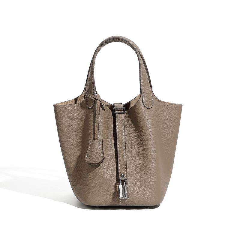 Sac pour femme en cuir véritable Sac panier de légumes Sac à main à la mode, Sac seau motif litchi Sac pour femme