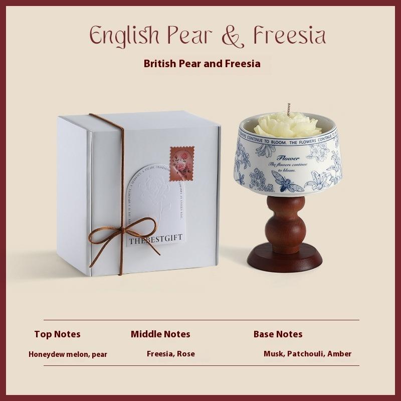 

Scented Candle Camellia Shape Gift Premium Fragrance English Pear and Freesia