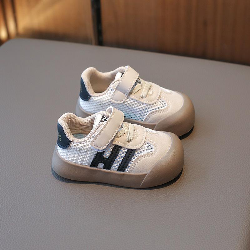 Children's baby mesh board shoes 2025 spring and autumn children's soft-soled toddler shoes boys and girls Korean version of versatile casual shoes